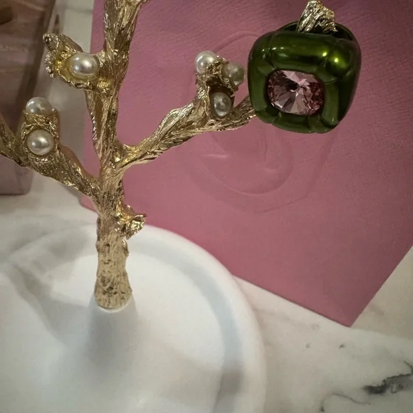 Swarovski Dulcis Cocktail Ring size 6 - Picture 3 of 4